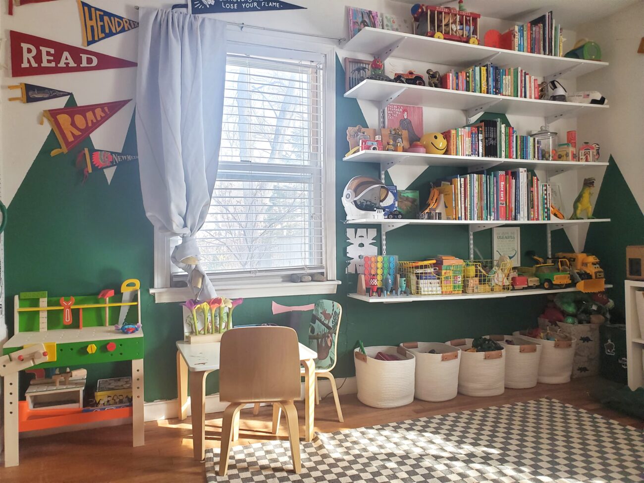 Creative Shelf for Children