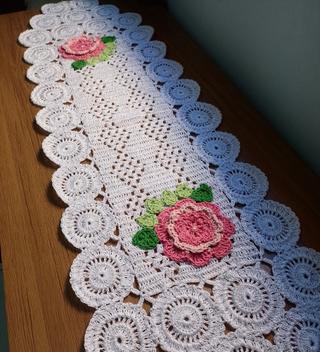 Caminho De Mesa De Crochê Branco