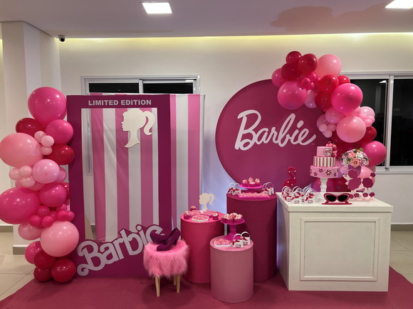 como-fazer-decoracao-da-barbie