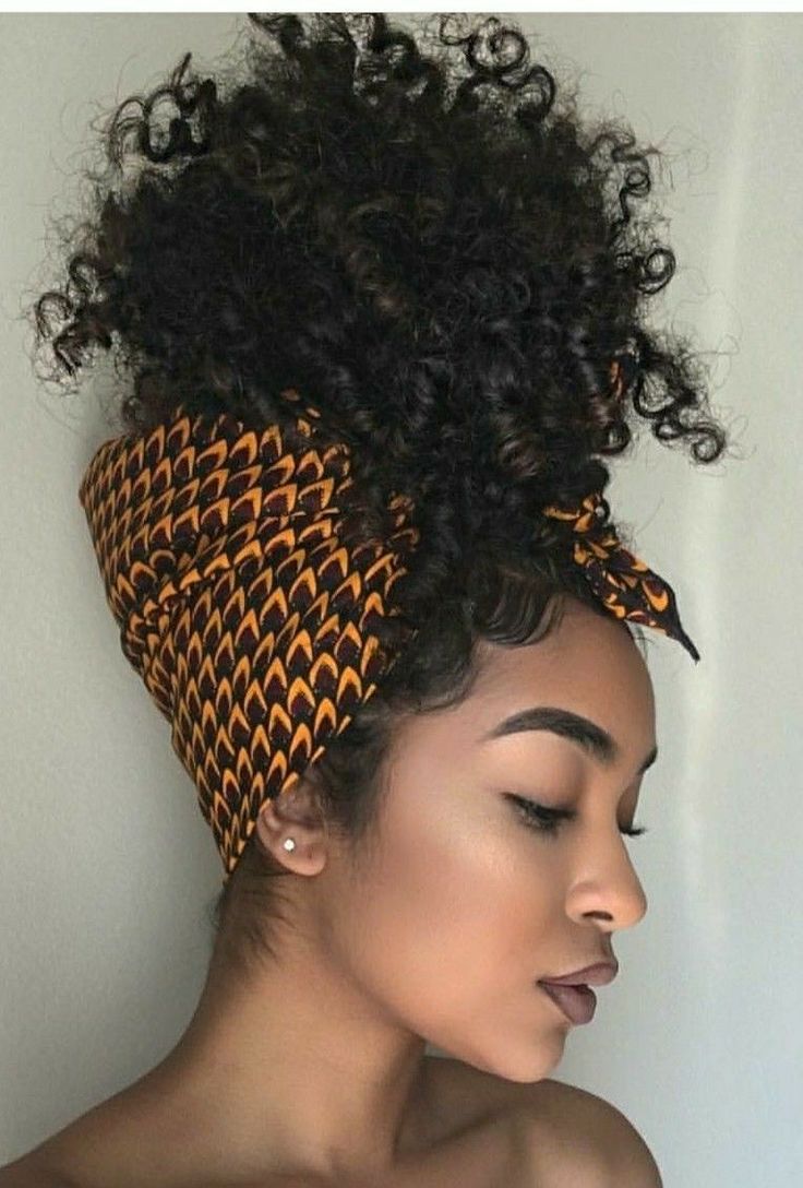 Penteados para cabelos cacheados