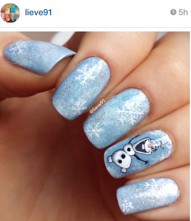 Frozen Olaf nails