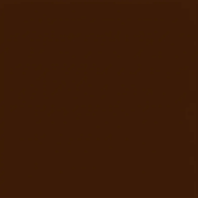 Grupo de mulheres trocando artesanato e sorrindo